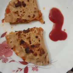 A picture of Pizza paratha.