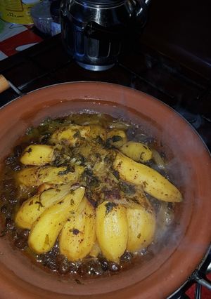 صورة لوصفة طاجين زبيب وبطاطا حلوة