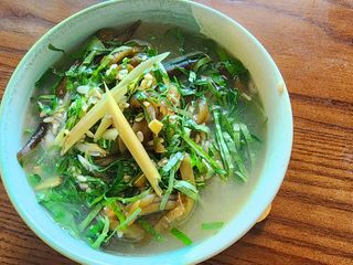 Tảo xoắn Chile nấu bỗng mẻ (món chay)