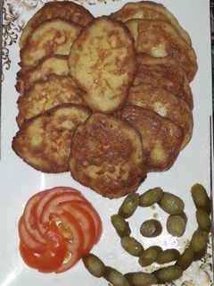 عکسی از دستور کوکو سیب زمینی طلایی