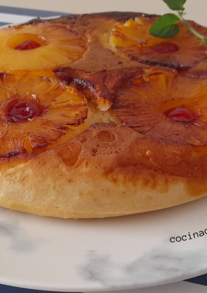 Una foto de Tarta de piña en sartén