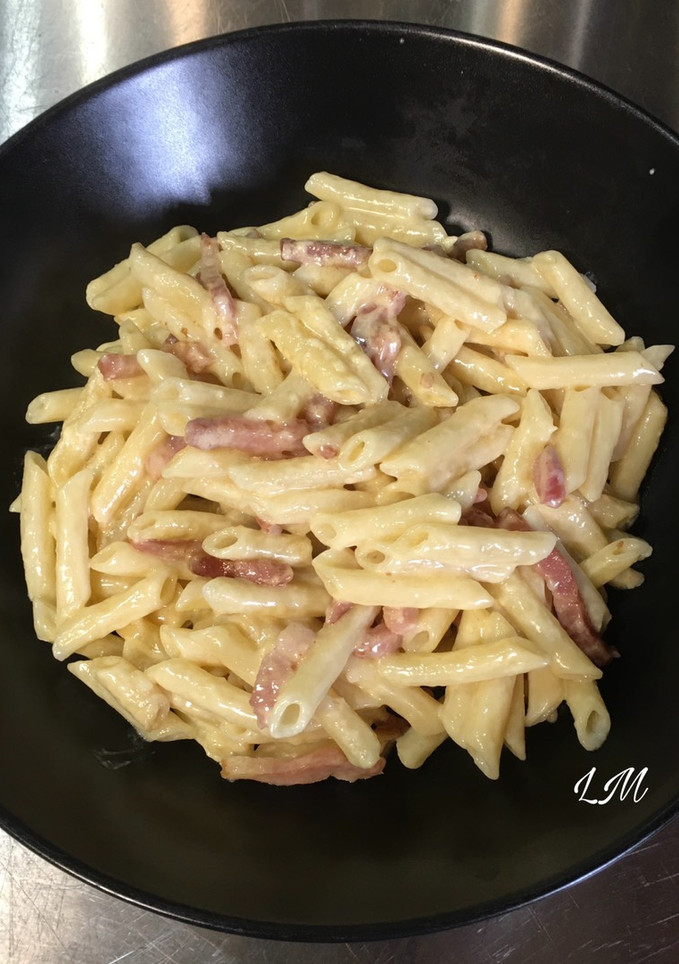 Una foto de Macarrones a la carbonara a mi manera