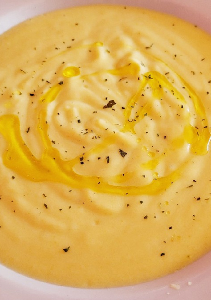 Una foto de Crema de calabacín, patata y zanahoria con queso Philadelphia