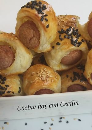 Foto principal de Aperitivo de salchichas en hojaldre