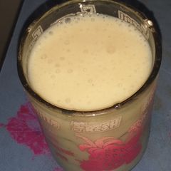 A picture of Mango milk shake.
