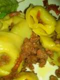 Tortellinis con carne en salsa de soja