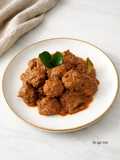 Bola-bola daging bumbu rendang