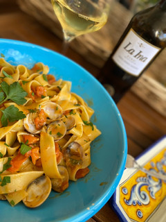 Una foto de Papardelle alle vongole