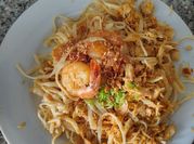 Una foto de pollo thai