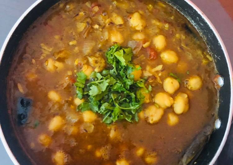 Chole bhature/ puri