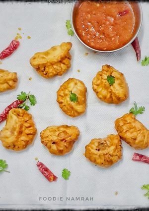 A picture of Fry momos.