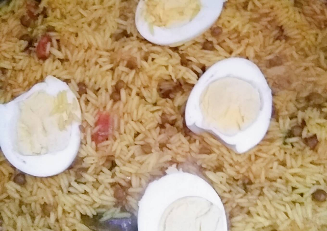 Egg masoor pulao