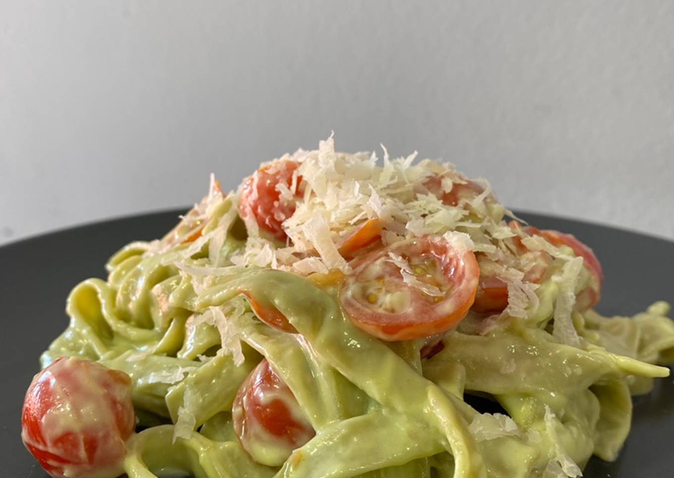 Pasta con Salsa de Aguacate 🍴