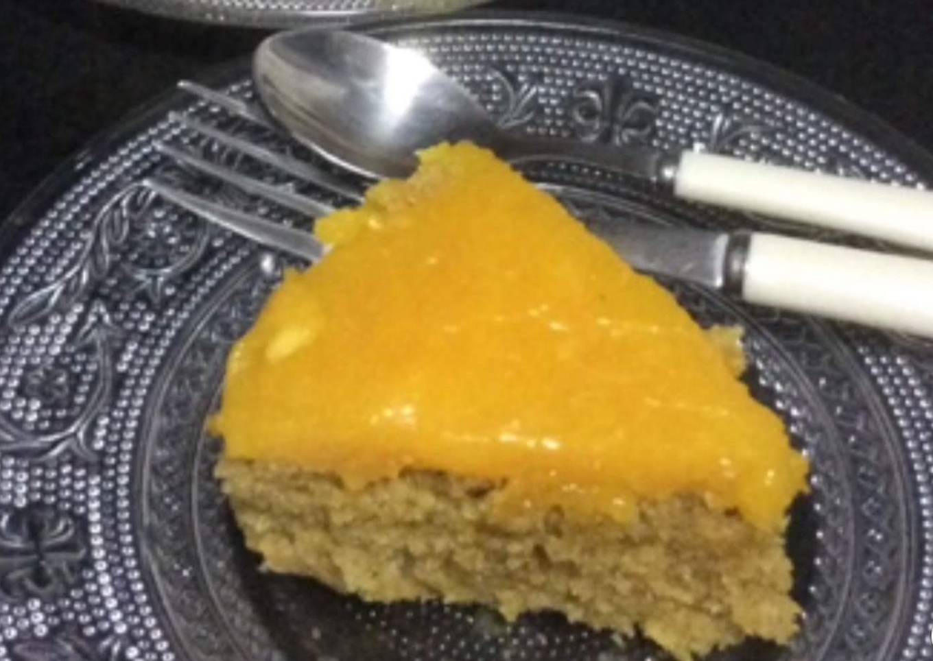 Oats mango cake