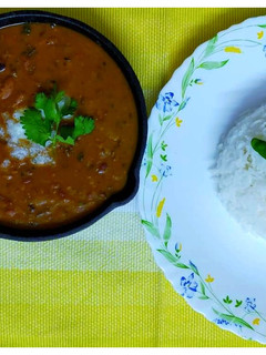 A picture of Rajma Chawal.