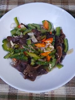 Foto resep Tumis pare jamur kuping