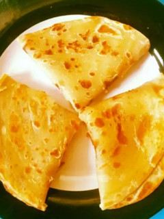 A picture of Cardamom chapati.