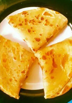 A picture of Cardamom chapati.