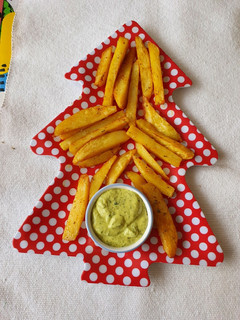 Una foto de Papas horneada con finas hierbas