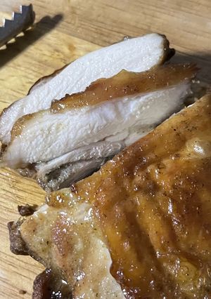 รูปของ สะโพกไก่ย่างคีโต
