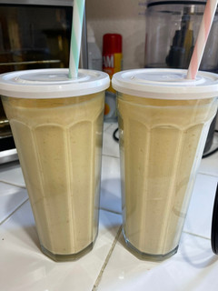 A picture of Mango Shake.