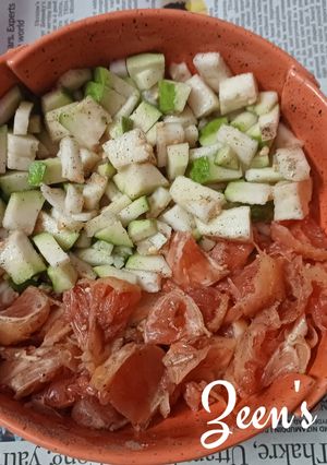 A picture of Thai Guava and Grapefruit Salad.