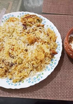 A picture of Paneer tikka biryani.