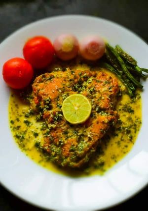 A picture of Chicken Francaise.