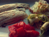 Lenguado a la plancha con rollitos de calabacín y tomate
