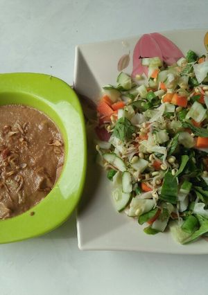 Foto resep Karedok ala rumah kami