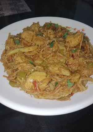 A picture of Spicy Namkeen saviya.