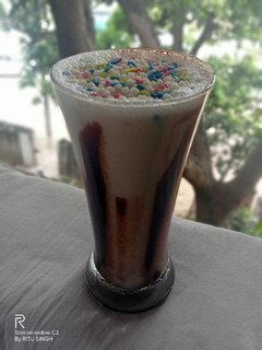 A picture of Banana Milkshake.