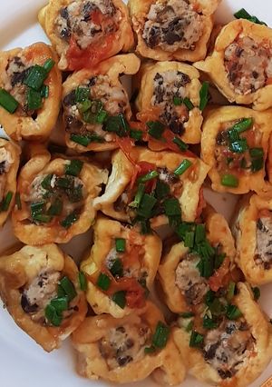 Hình của món Đậu nhồi thịt sốt cà chua.