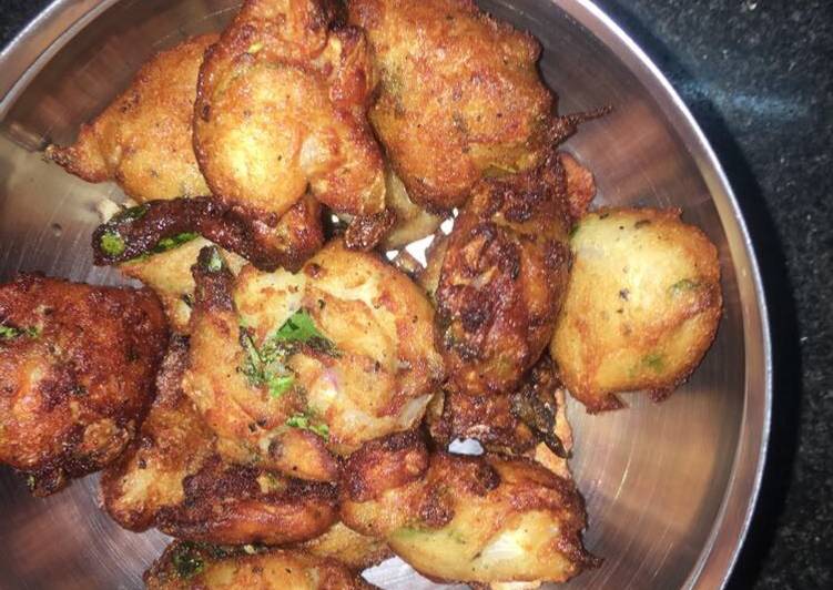 Idli batter Bonda