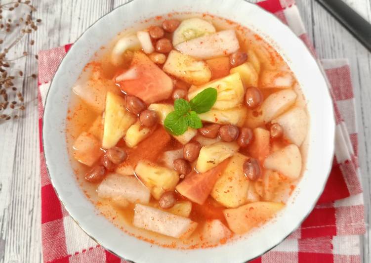 Asinan Buah Bogor