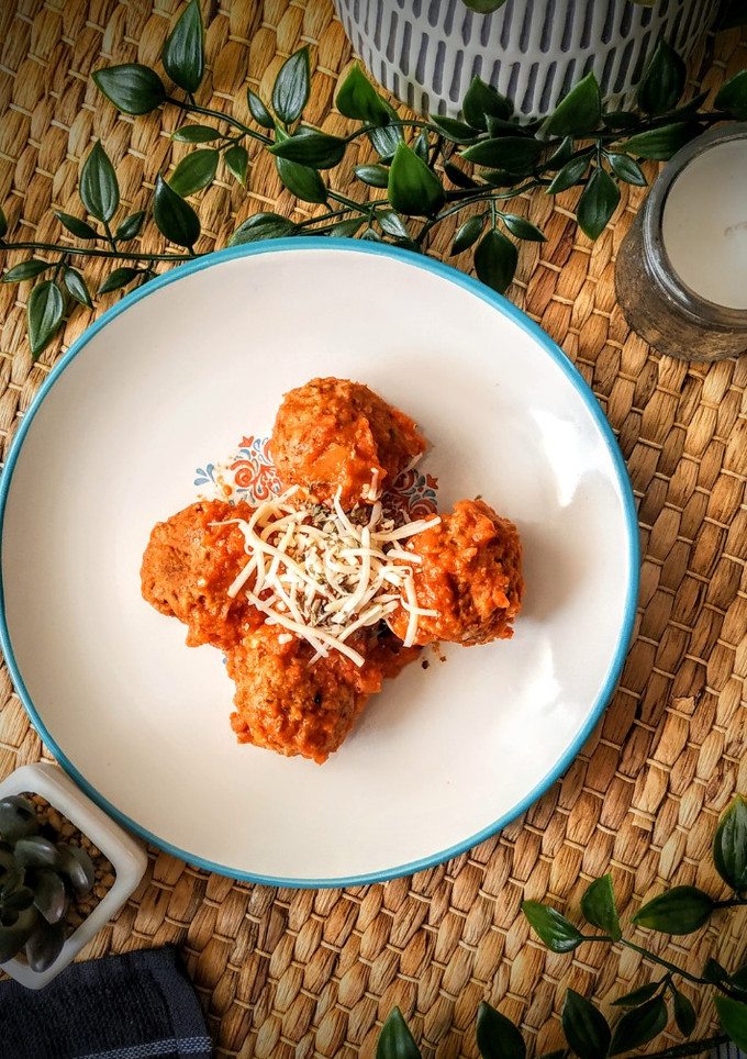 Una foto de Albóndigas en tomate ¡sin freír!