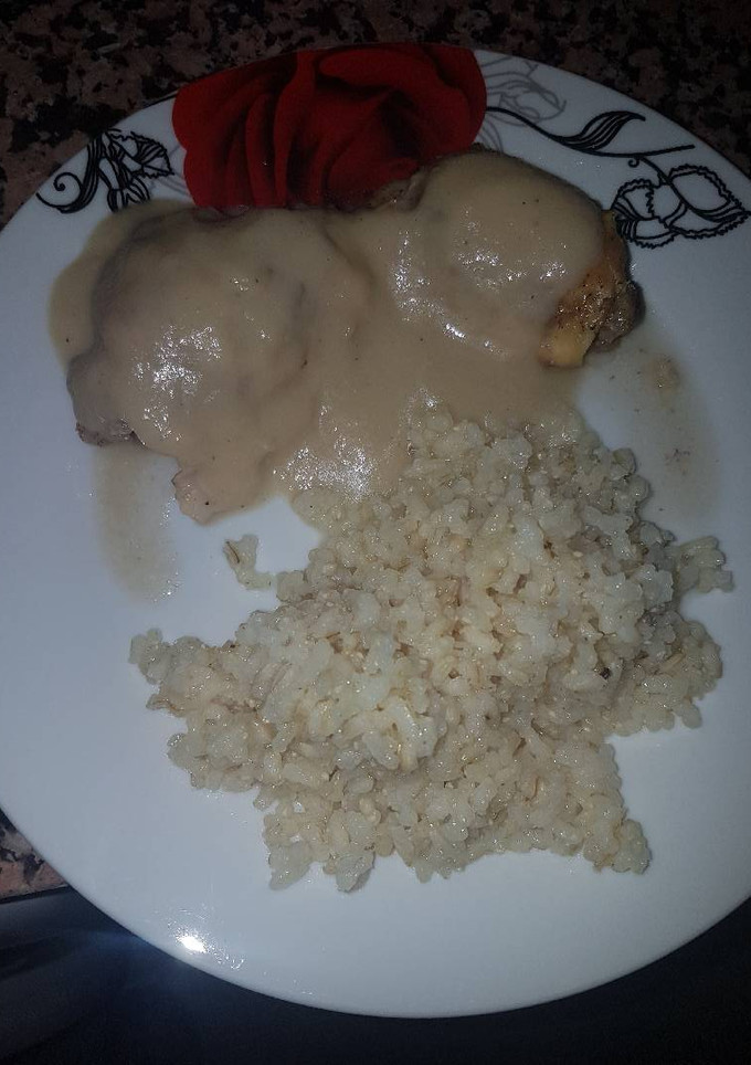 Una foto de Pollo con manzana