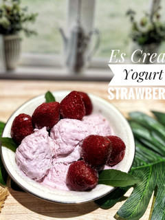 Foto resep Es Cream Yogurt Strawberry