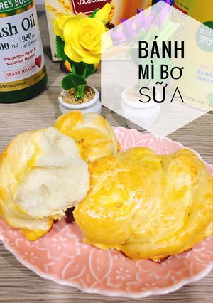 Hình của món Bánh mì bơ sữa.