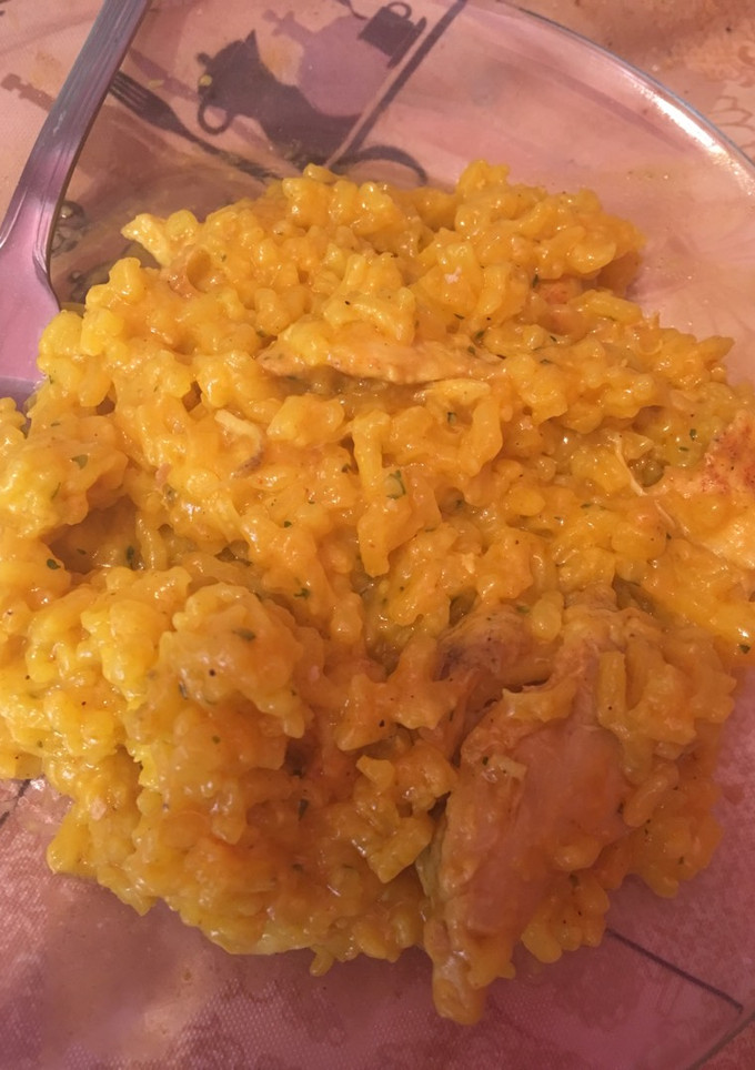 Una foto de Arroz con pollo