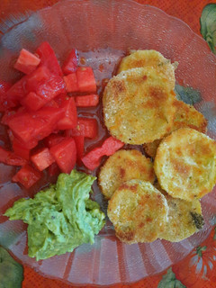 Una foto de Milanesas de zapallito italiano 🥒 y berenjena 🍆