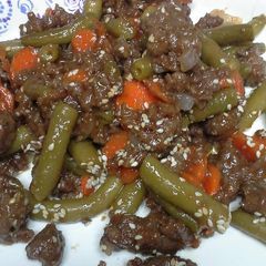 A picture of Guava beef with vegetables.