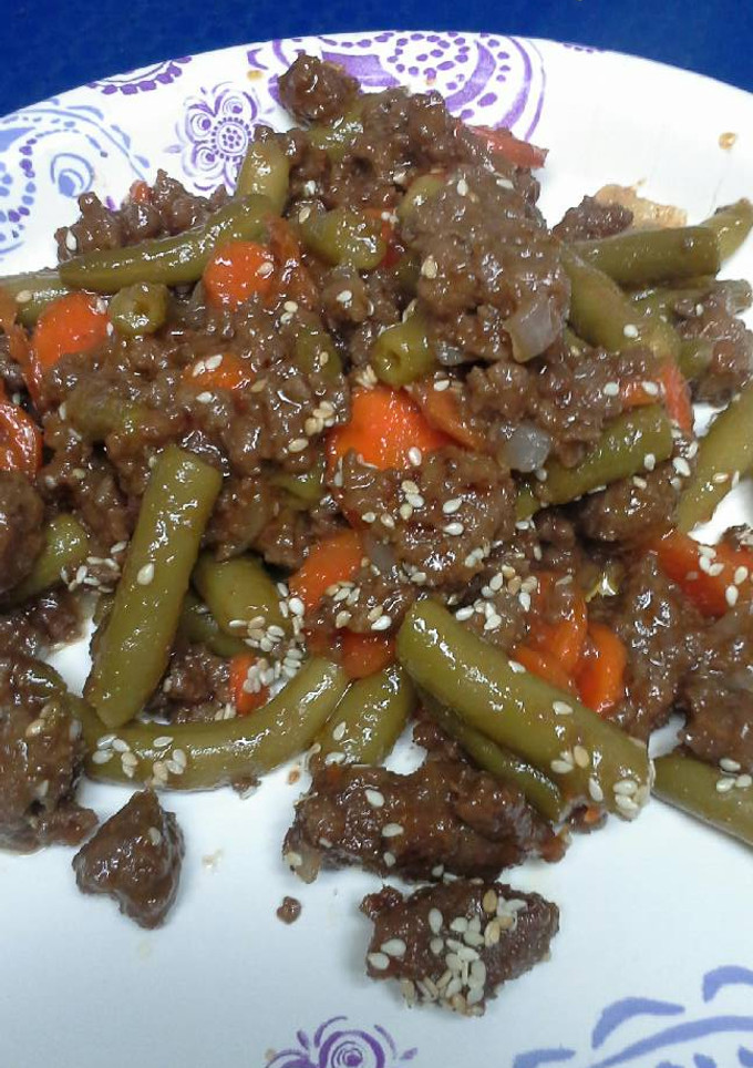 A picture of Guava beef with vegetables.