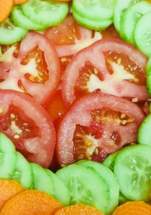 A picture of Tomato cucumber carrot salad#salads.