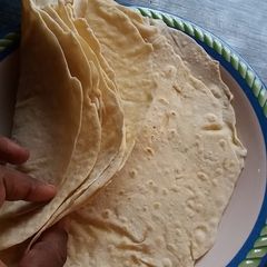 A picture of Flour tortillas.
