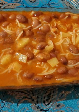 عکسی از دستور خوراک لوبیا چیتی با رشته فرنگی(رشته سوپ)
