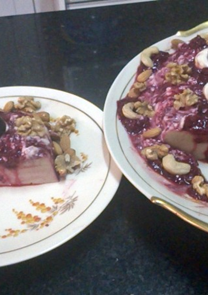 Una foto de Delicia de frutos rojos light con queso light y yogur natural