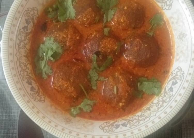 The Simple and Healthy Chicken Kofta Curry