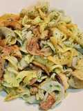 Pasta pesto bacon jamur