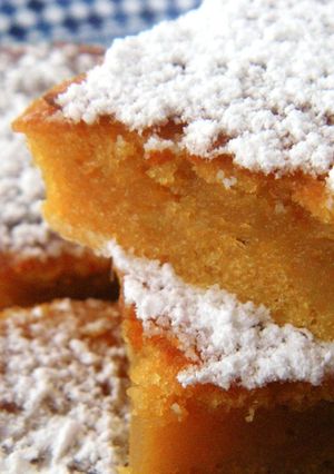 Foto principal de Brownie de chocolate blanco y boniato (apto para celíacos)